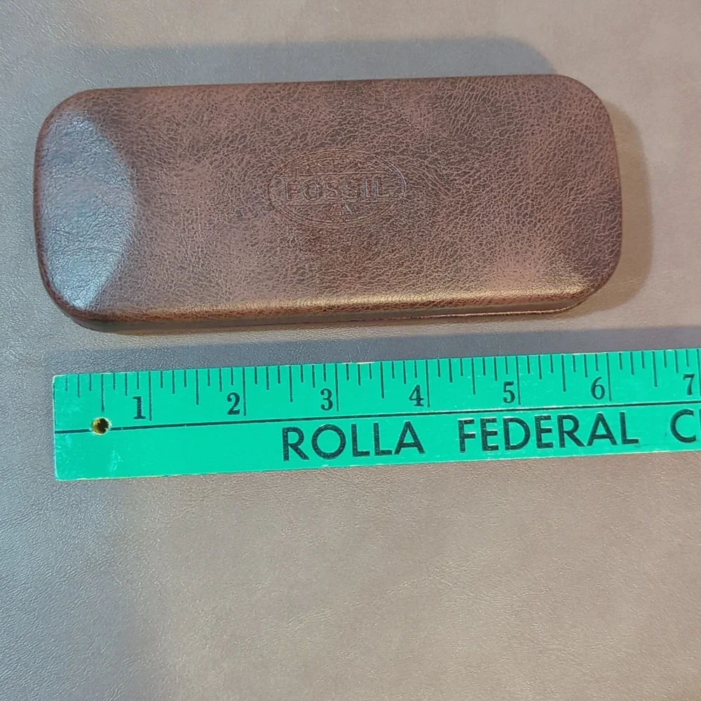 Authentic Fossil Dark Brown Hard Clamshell Eyeglass Sunglasses Travel Case